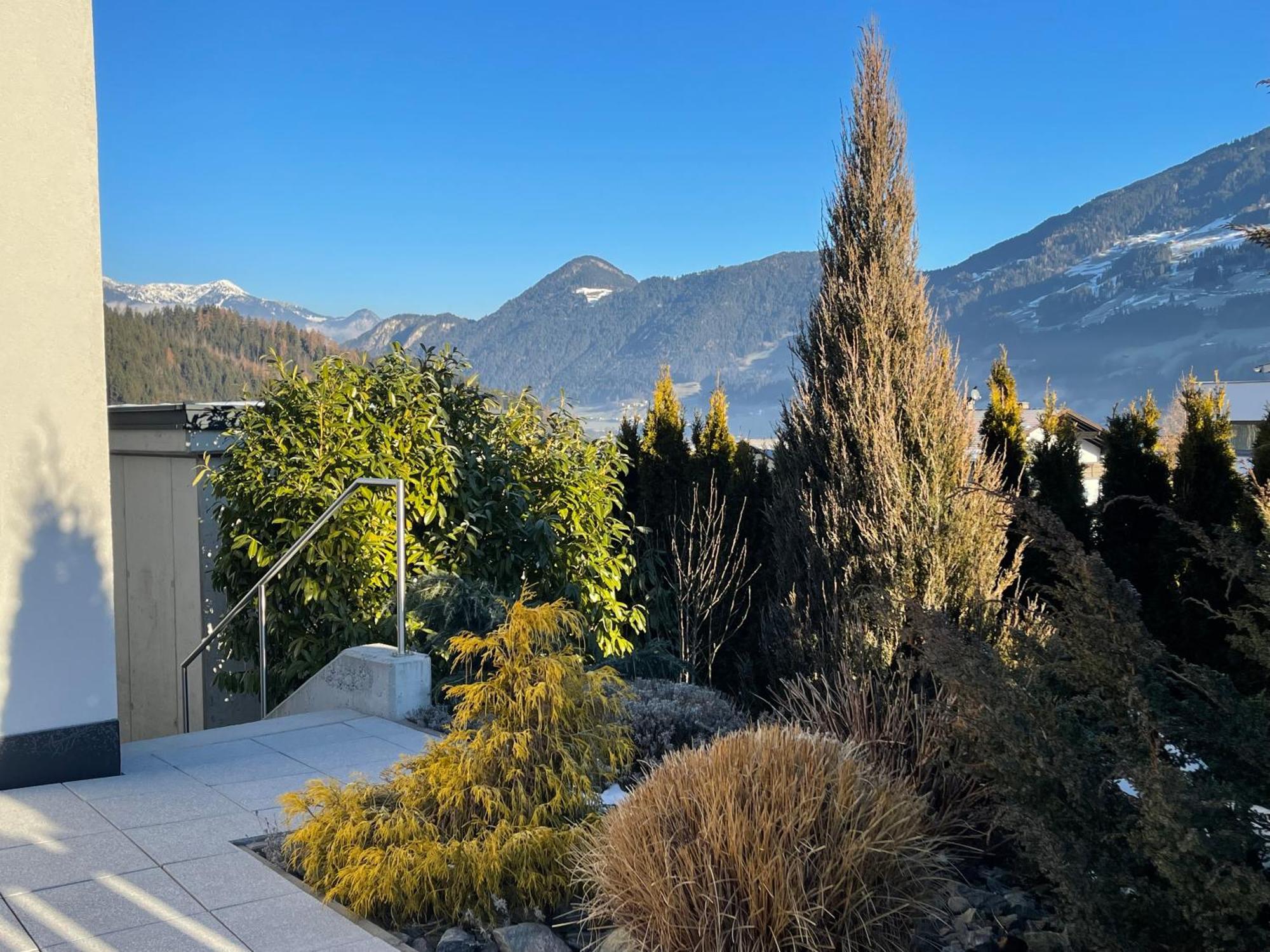 H21: Modern Holiday Home with Wellness Area and Panoramic Rooftop Terrace Fuegen Exterior photo